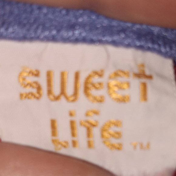 Red and blue embroidered patch work robe - Picture 4 of 8